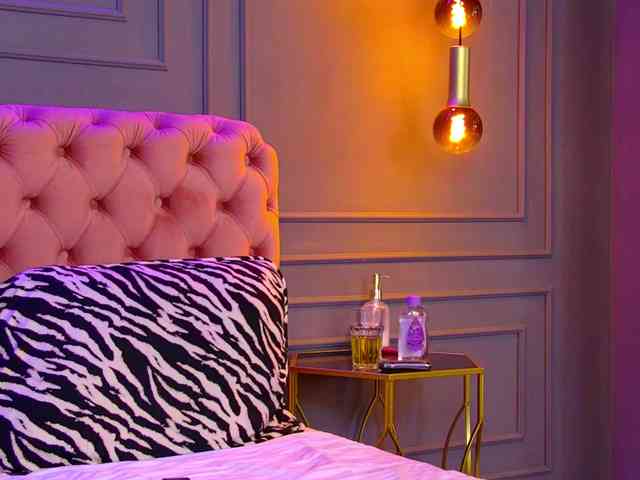 HannahIsabelle Live Webcam on BongaCams
