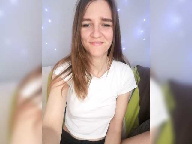 Mila-1's BongaCams show and profile