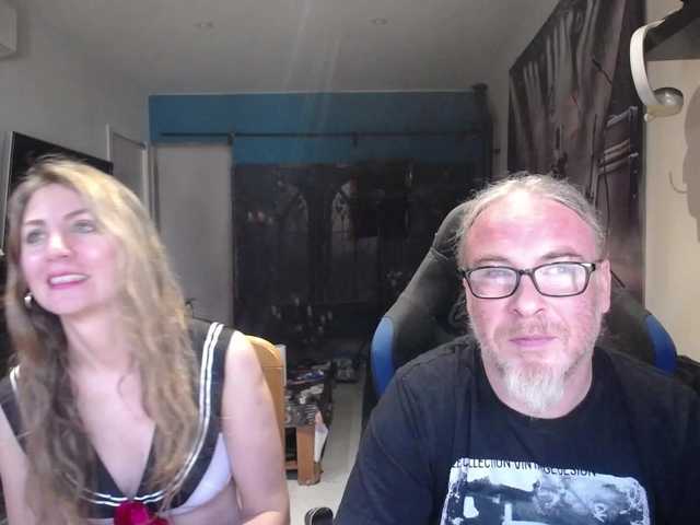 Cute GiselleandJay wants you to fuck their body now GiselleandJay from BongaCams