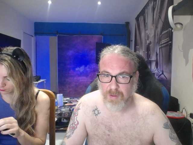 GiselleandJay – webcam model profile photo