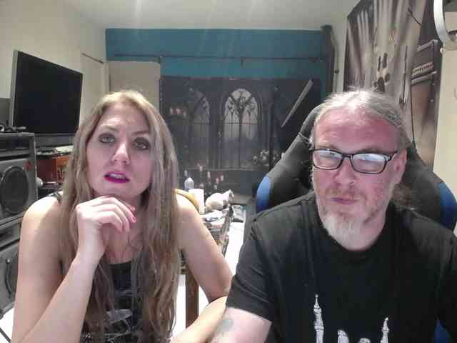 GiselleandJay webcam