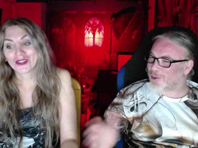 GiselleandJay webcam