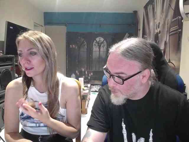 GiselleandJay webcam