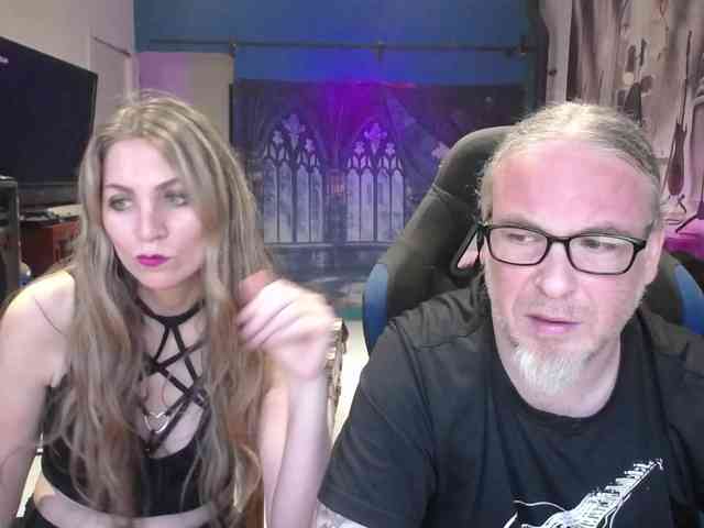 GiselleandJay Live Webcam on BongaCams