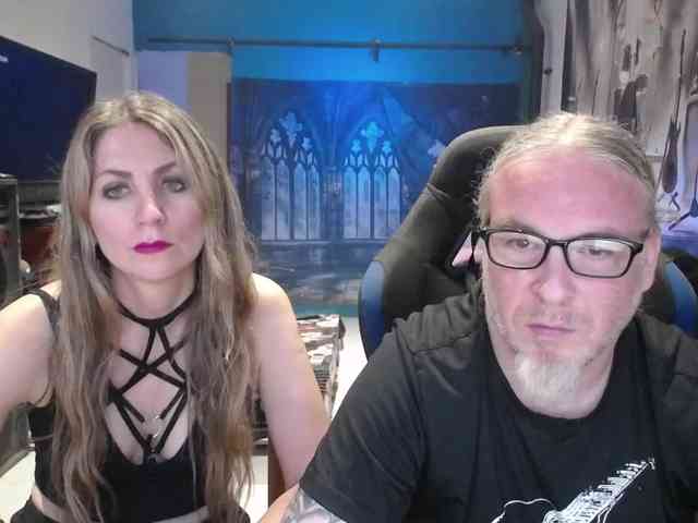 GiselleandJay webcam