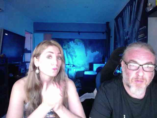 GiselleandJay Live Webcam on BongaCams
