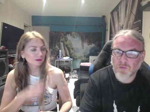 GiselleandJay Live Webcam on BongaCams