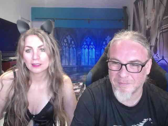 GiselleandJay Live Webcam on BongaCams
