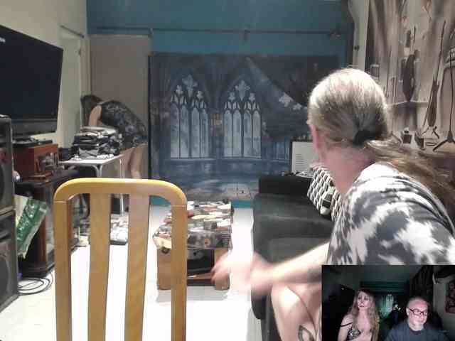 GiselleandJay webcam
