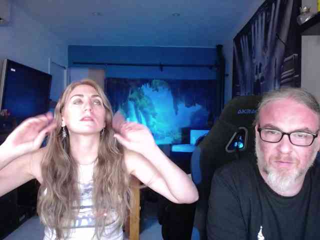 GiselleandJay Live Webcam on BongaCams