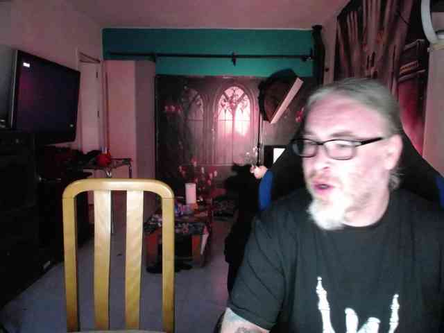 GiselleandJay webcam