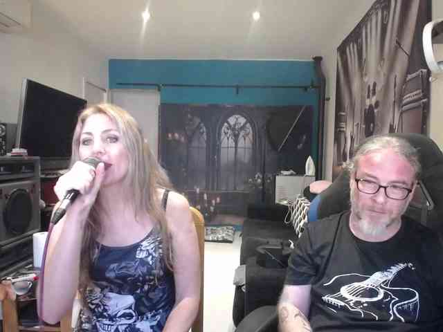 GiselleandJay webcam