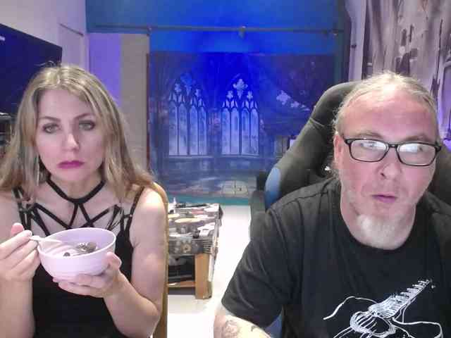 GiselleandJay Live Webcam on BongaCams