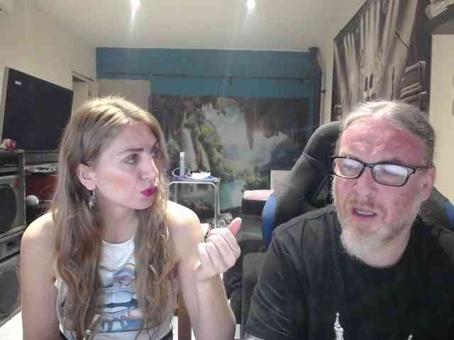 GiselleandJay Live Webcam on BongaCams