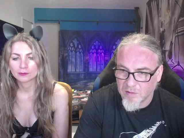 GiselleandJay Live Webcam on BongaCams
