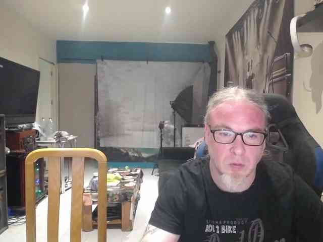 GiselleandJay webcam