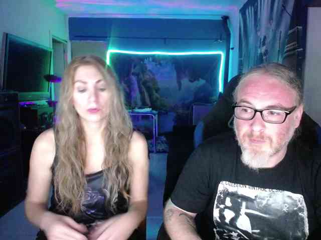 GiselleandJay Live Webcam on BongaCams