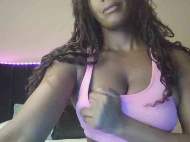 Saharangoddess webcam