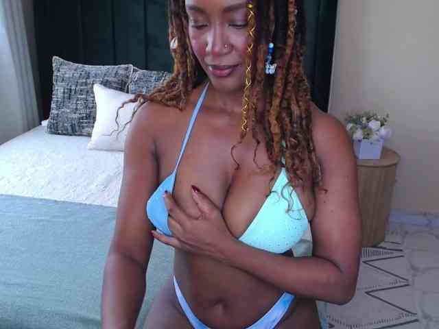 Saharangoddess webcam