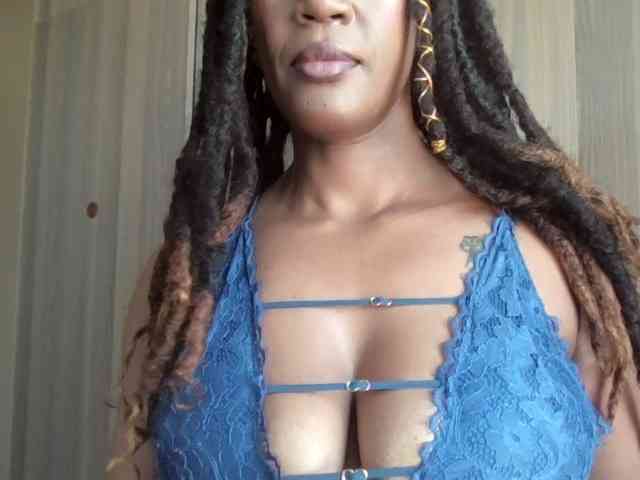 Saharangoddess webcam