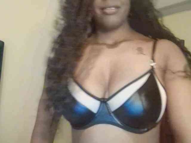 Saharangoddess webcam