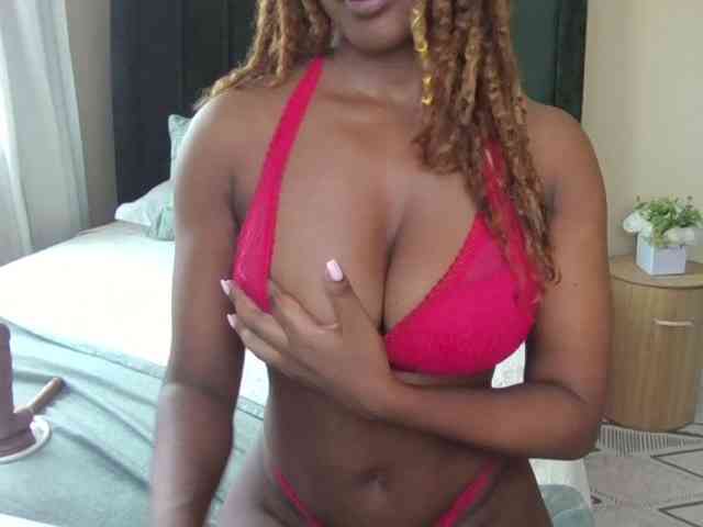 Saharangoddess webcam