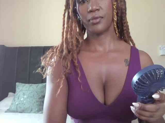 Saharangoddess webcam