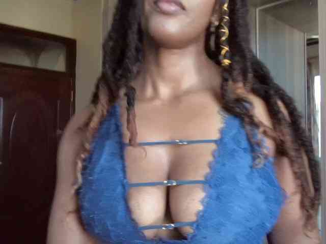 Saharangoddess webcam