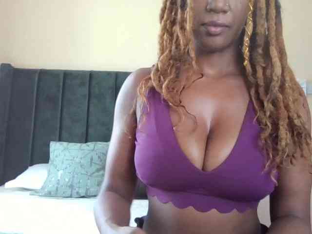 Saharangoddess webcam