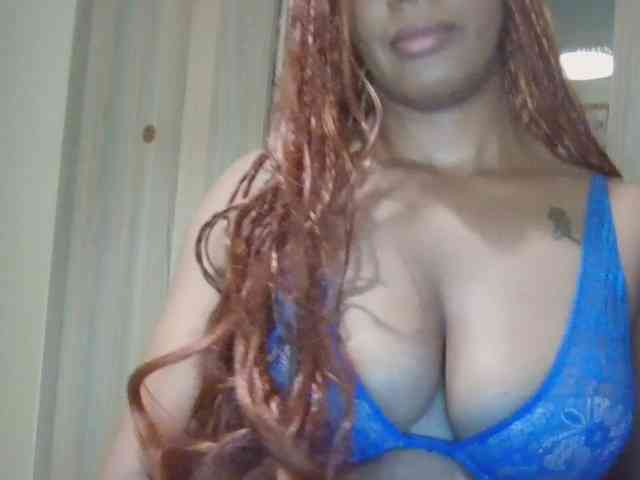 Saharangoddess webcam