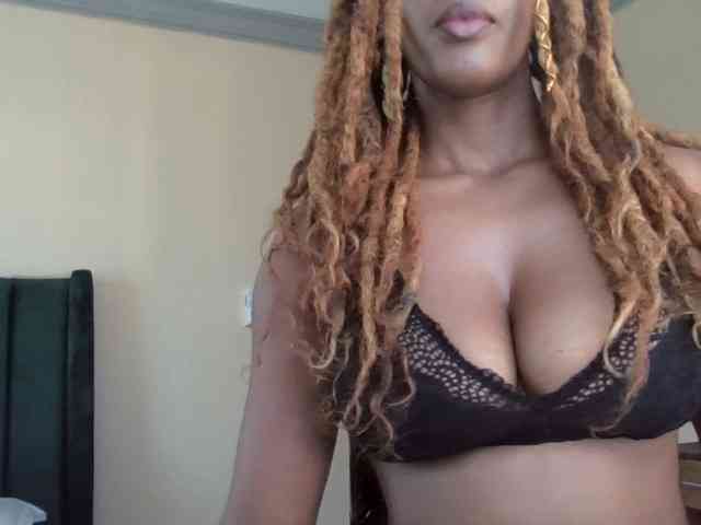 Saharangoddess webcam