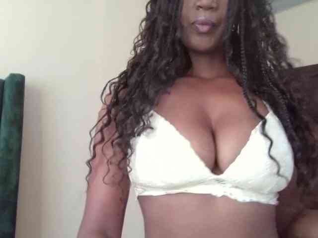 Saharangoddess webcam