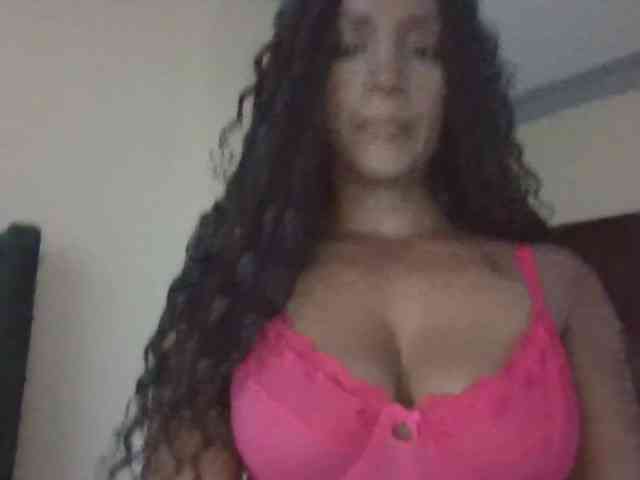 Saharangoddess webcam