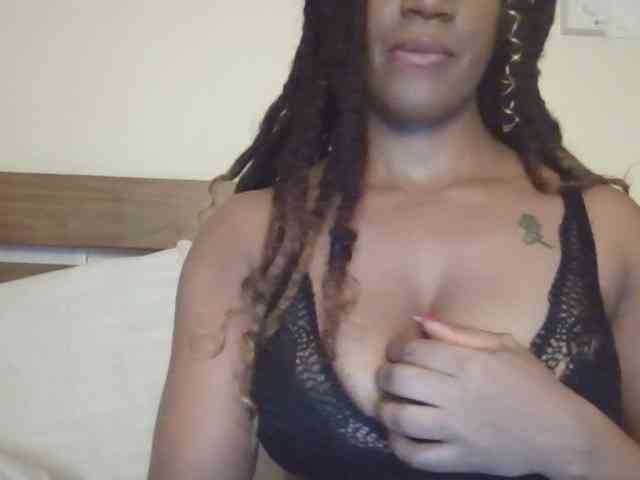 Saharangoddess webcam