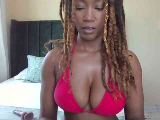 Saharangoddess webcam