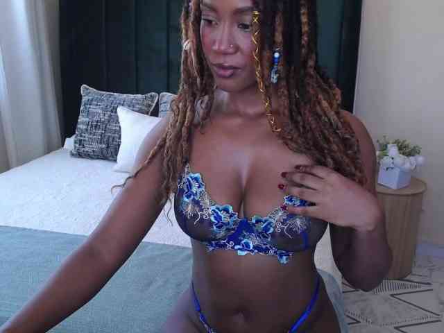 Saharangoddess webcam