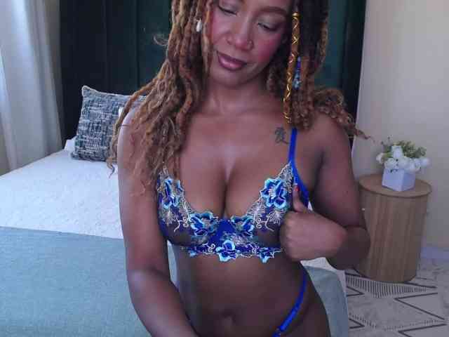 Saharangoddess webcam