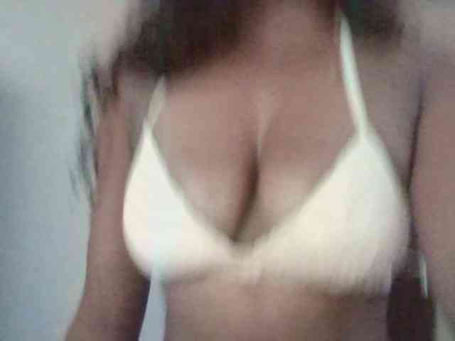 Saharangoddess webcam