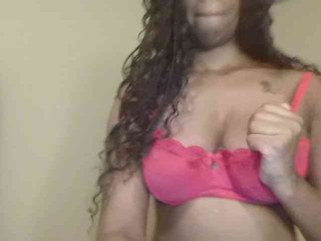 Saharangoddess webcam