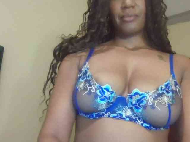 Saharangoddess webcam