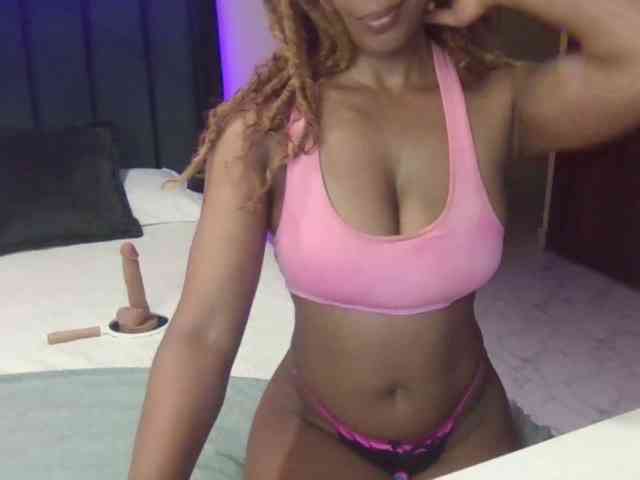 Saharangoddess webcam