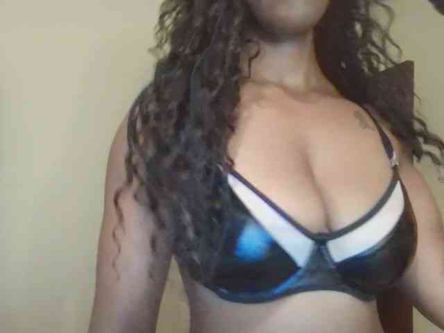 Saharangoddess webcam