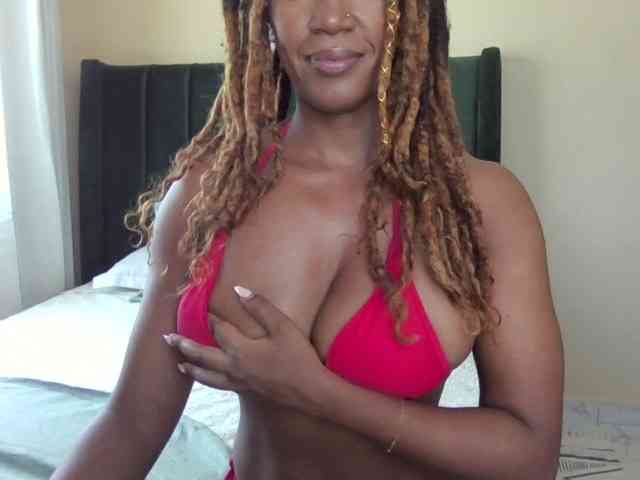 Saharangoddess webcam