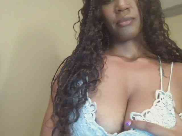 Saharangoddess webcam