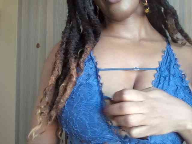Saharangoddess webcam
