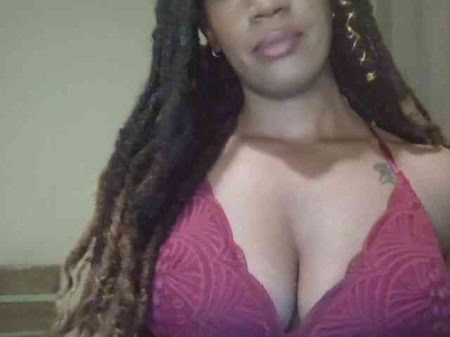 Saharangoddess webcam