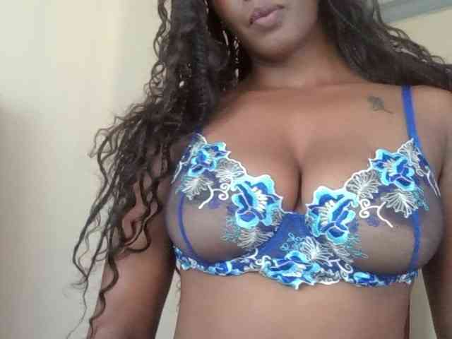 Saharangoddess webcam