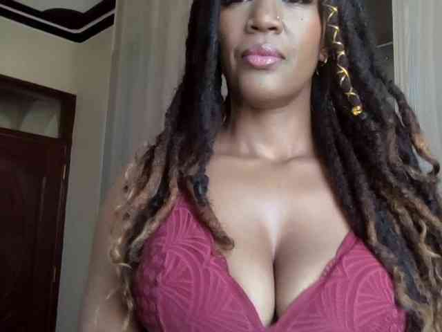 Saharangoddess webcam