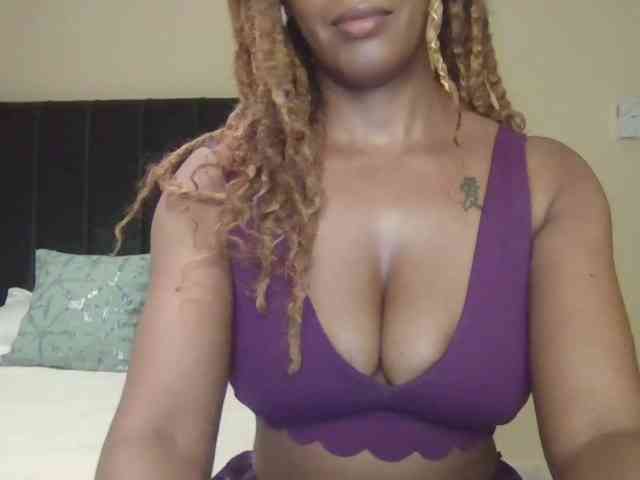Saharangoddess webcam