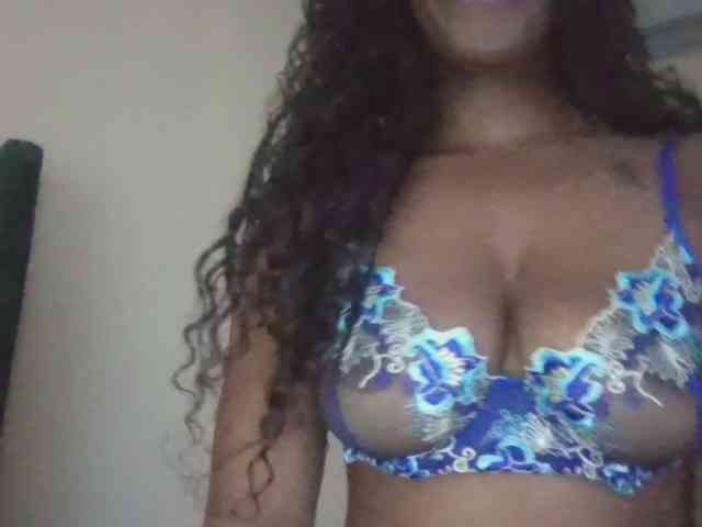 Saharangoddess webcam